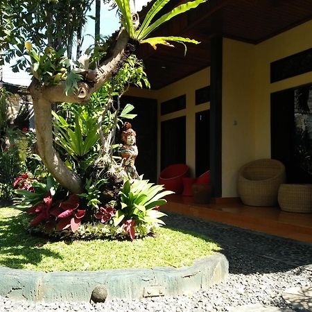 The Arya Guest House Gilimanuk Exterior photo